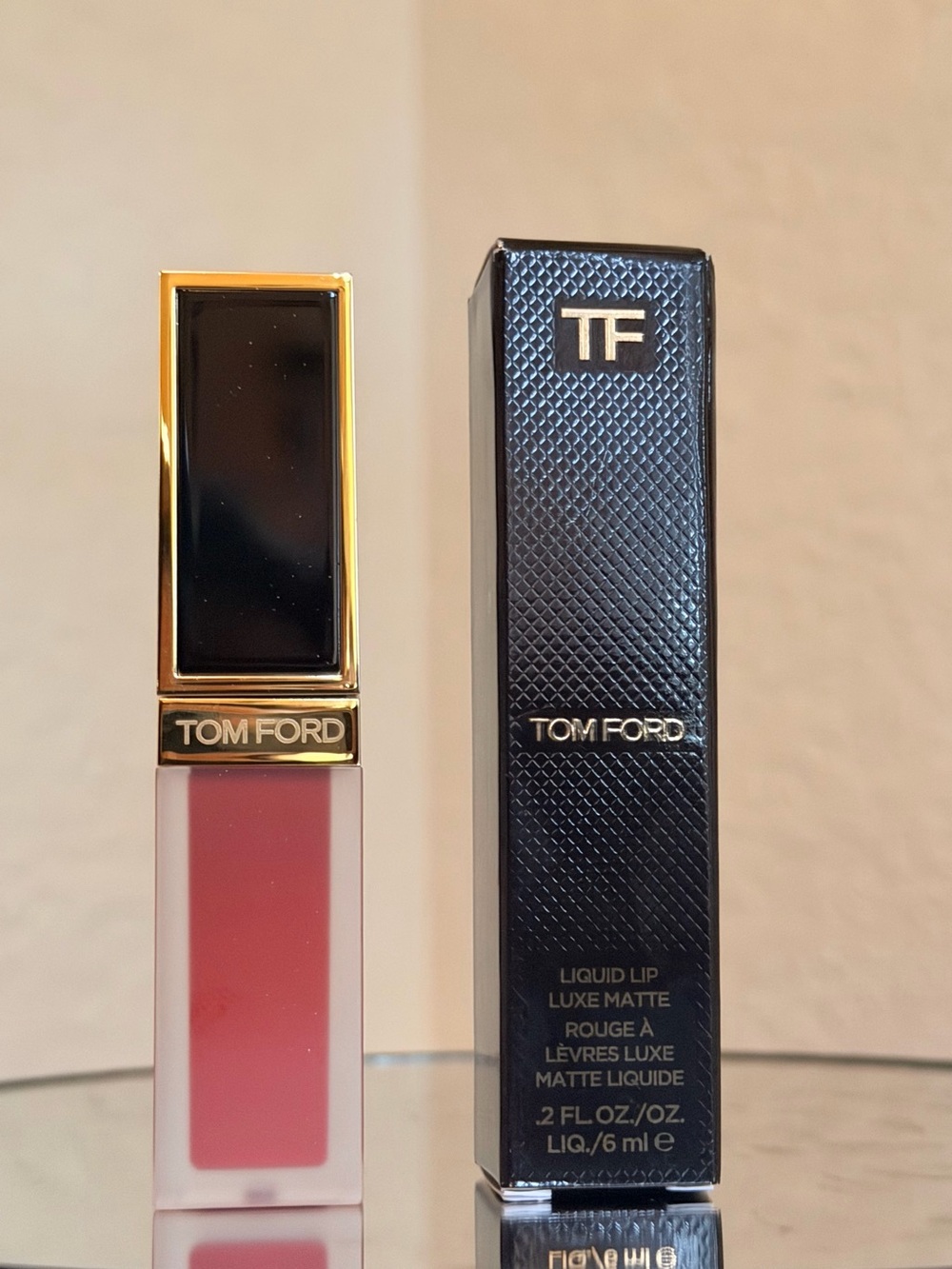Smitten TOM FORD Liquid Lip Luxe Matte NIB
